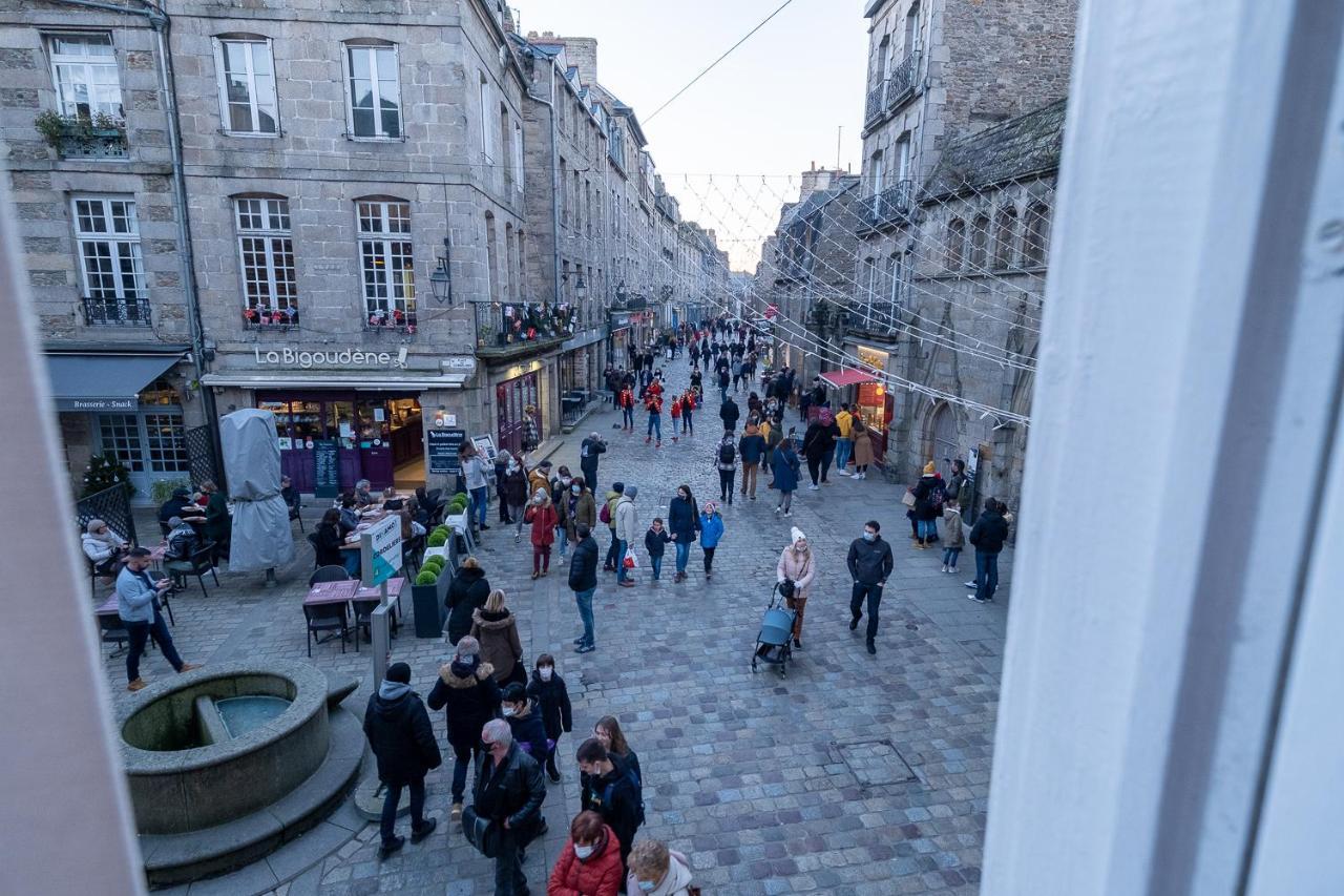 Appartement Place Des Cordeliers Dinan Exteriör bild